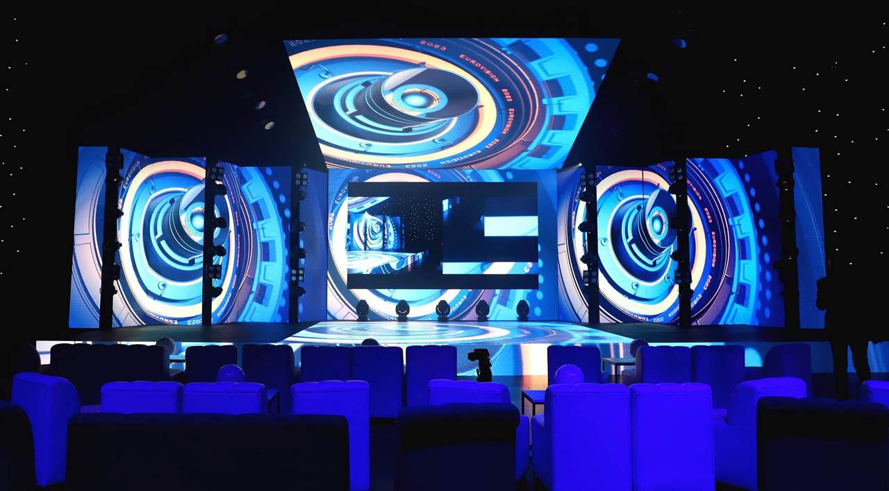Din culisele Eurovision // Cei zece finaliști au intrat în febra repetițiilor. Află cum va arăta diseară show-ul